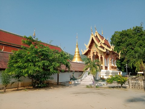 Temple animiste de pa phlu